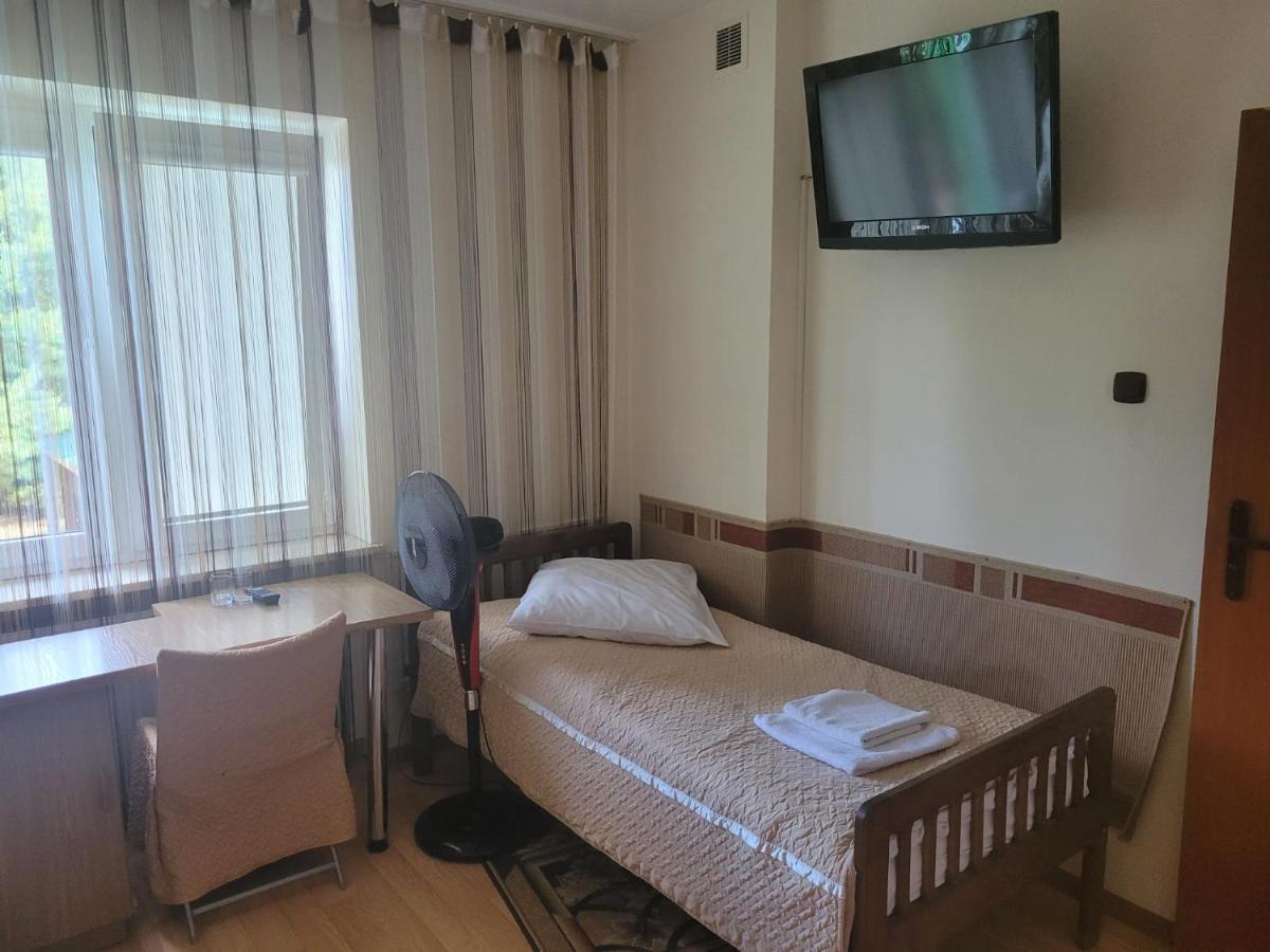 Albert Turystyczne Uslugi Hotelarskie วอร์ซอ ภายนอก รูปภาพ